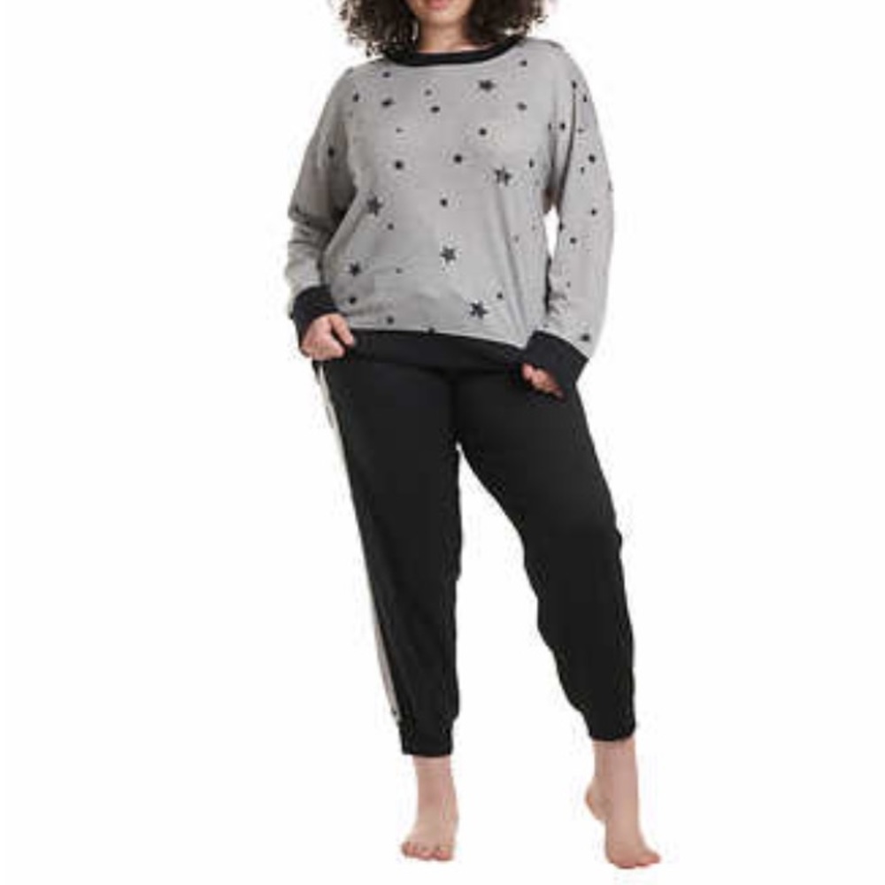 New Splendid 2 Piece Pajama Set